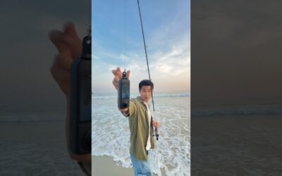 Wasn’t expecting to capture that underwater 😅 #Insta360 #fishing #funny #funnyshorts #shorts #fyp